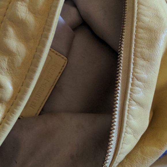 Purse - Picture 3 of 4